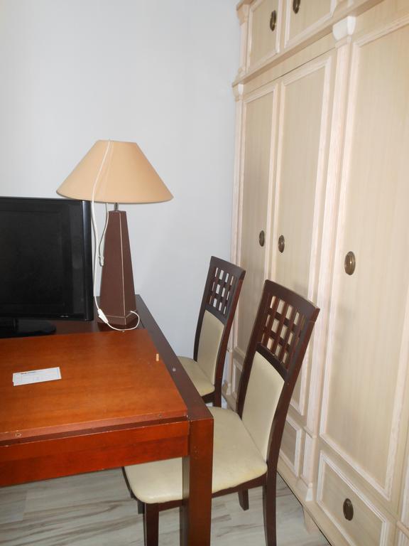Apartament Obroncow Wybrzeza Apartman Gdańsk Szoba fotó